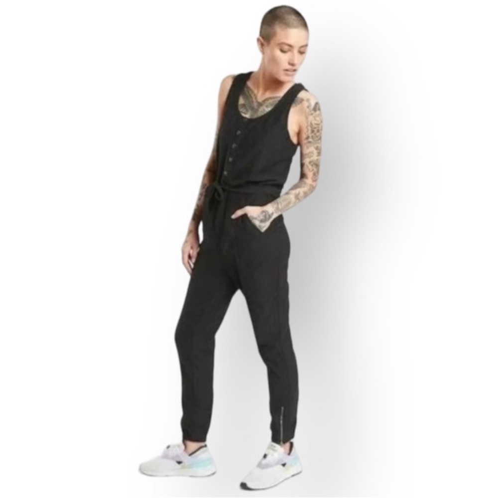 Athleta Black Farralon Button Front Jumpsuit Sleeveless Zip Ankle Romper Size 8